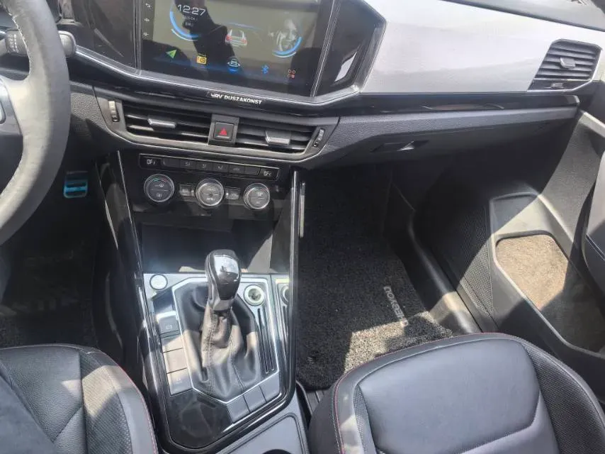 2019 Jeep Cherokee 2.0T 234HP L4 9AT,autocango,china used car exporter,china ev exporter,chinese used car exporter,chinese used ev exporter