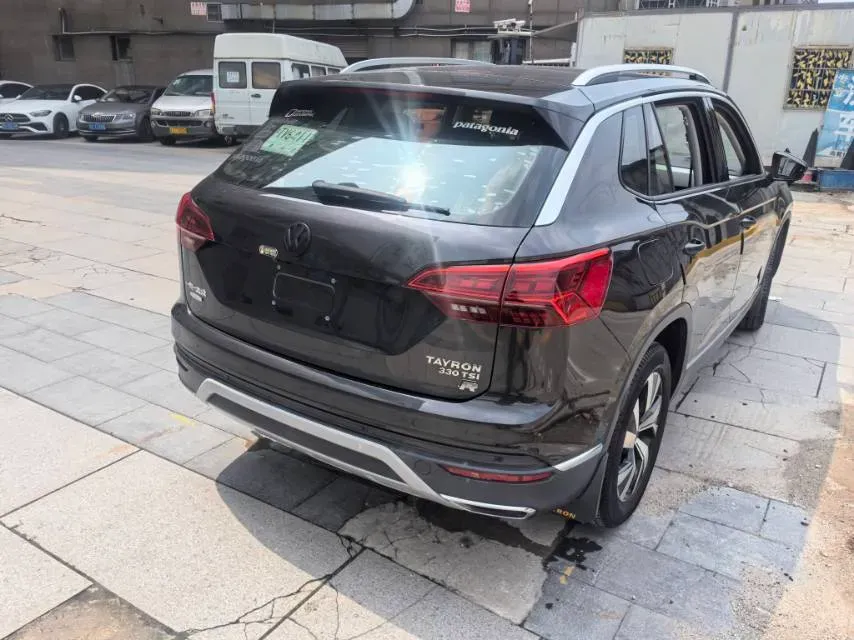 2019 Jeep Cherokee 2.0T 234HP L4 9AT,autocango,china used car exporter,china ev exporter,chinese used car exporter,chinese used ev exporter