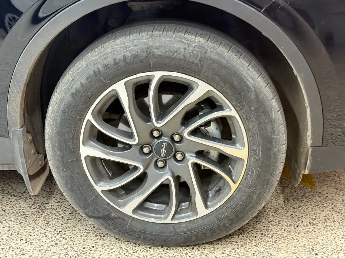 2022 Lincoln Corsair 2.0T 245HP L4 8AT,autocango,china used car exporter,china ev exporter,chinese used car exporter,chinese used ev exporter