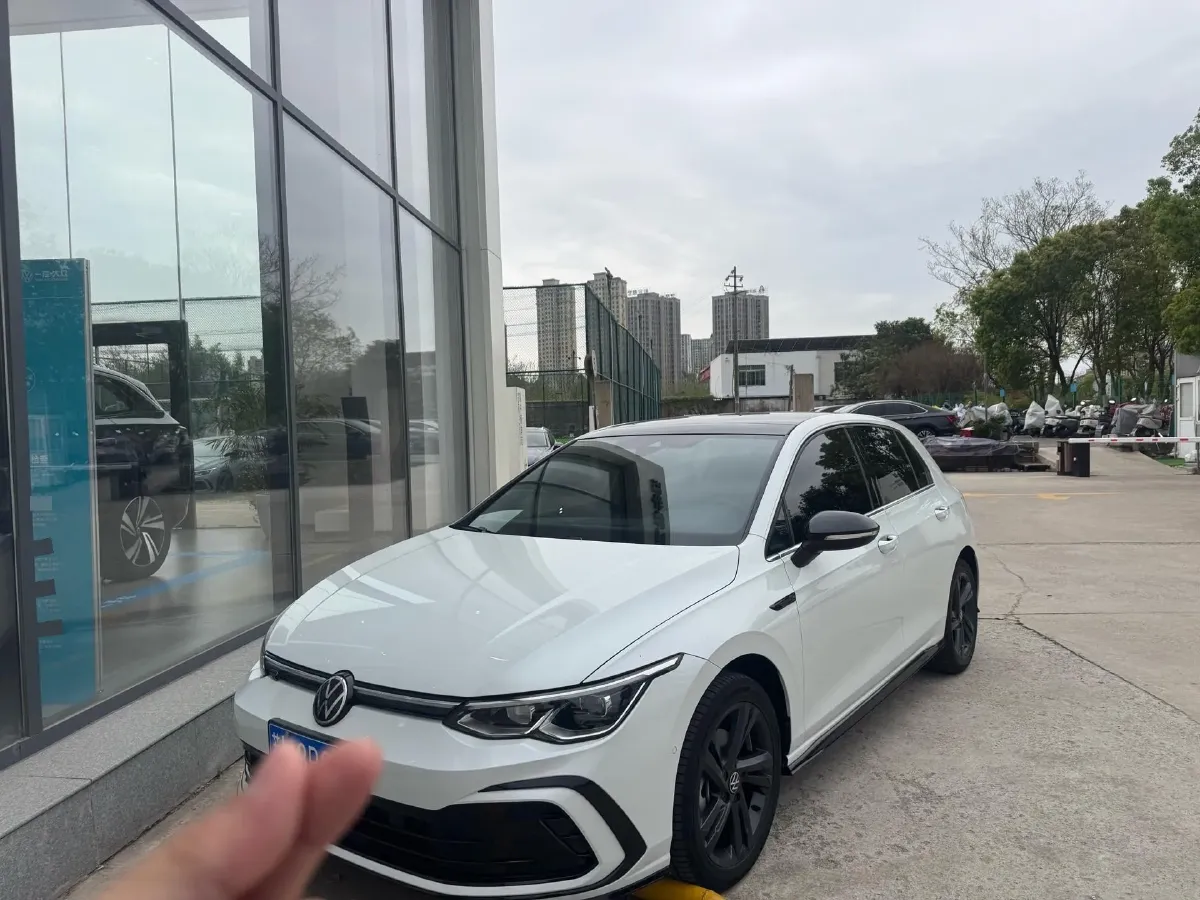 2023 Volkswagen Golf 1.4T 150HP L4 7DCT,autocango,china used car exporter,china ev exporter,chinese used car exporter,chinese used ev exporter