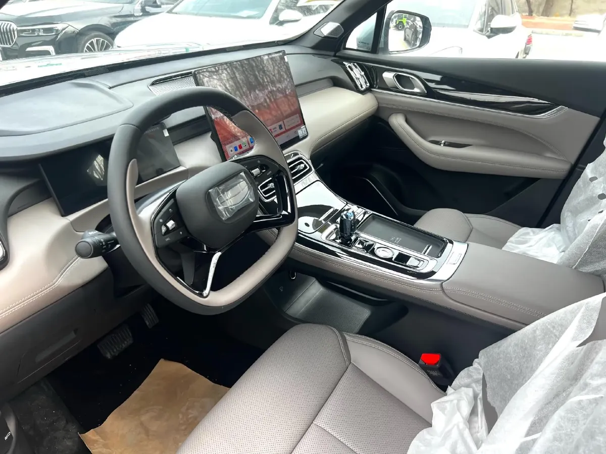 2025 Geely StarRay 1.5T 181HP L4 7DCT,autocango,china used car exporter,china ev exporter,chinese used car exporter,chinese used ev exporter