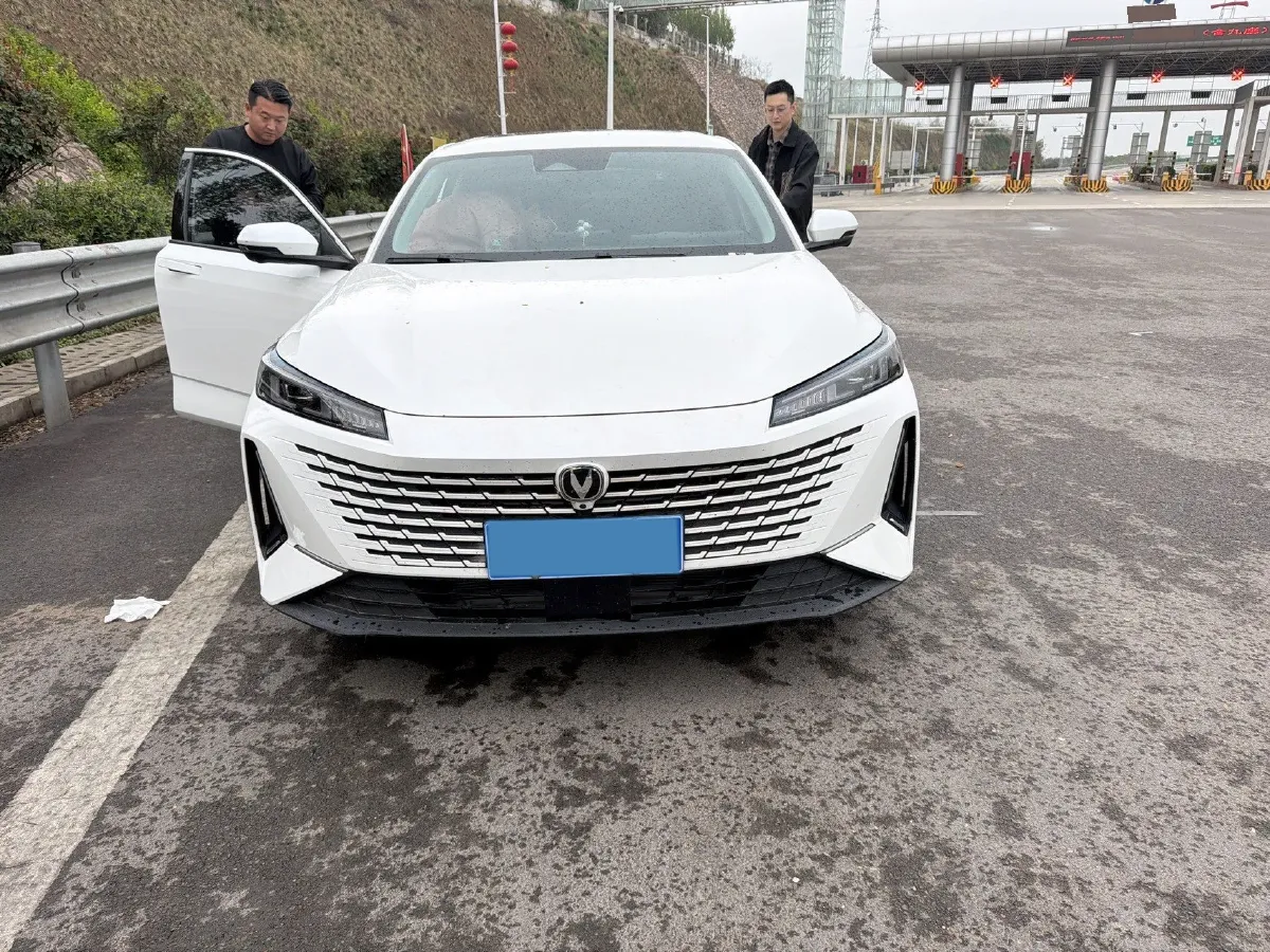 2023 Volkswagen Polo 1.5L 113HP L4 6AT,autocango,china used car exporter,china ev exporter,chinese used car exporter,chinese used ev exporter