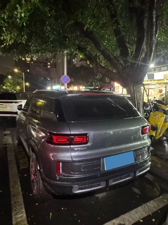 2020 Geely ICON 1.5T 177HP L3 7DCT,autocango,china used car exporter,china ev exporter,chinese used car exporter,chinese used ev exporter