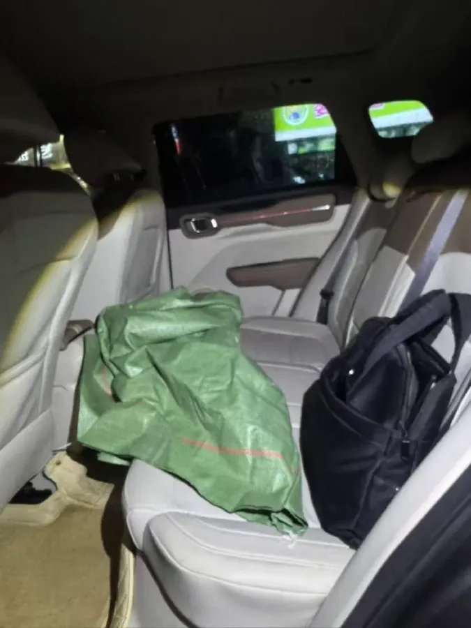 2020 Geely ICON 1.5T 177HP L3 7DCT,autocango,china used car exporter,china ev exporter,chinese used car exporter,chinese used ev exporter