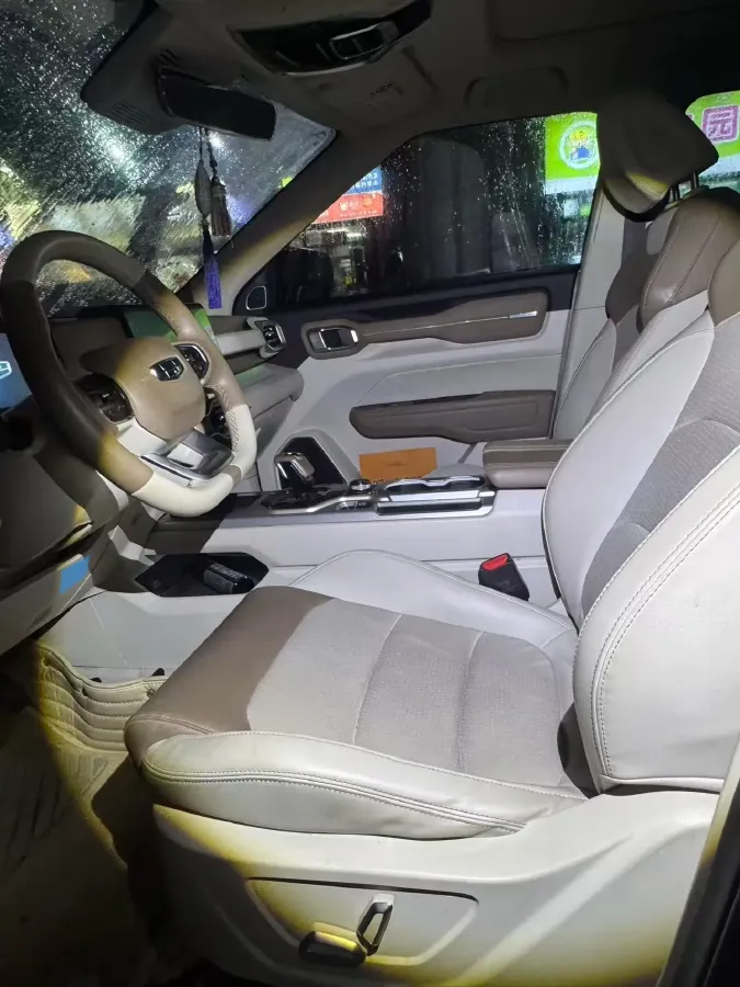 2020 Geely ICON 1.5T 177HP L3 7DCT,autocango,china used car exporter,china ev exporter,chinese used car exporter,chinese used ev exporter