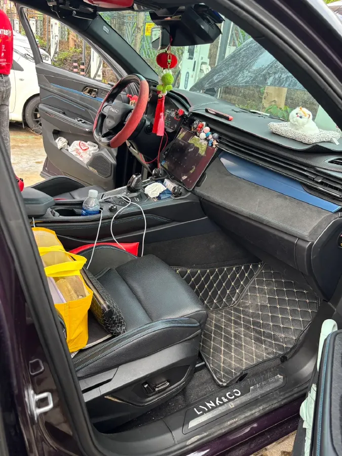 2021 Peugeot 508L 1.6T 200HP L4 8AT PHEV 12KWH,autocango,china used car exporter,china ev exporter,chinese used car exporter,chinese used ev exporter