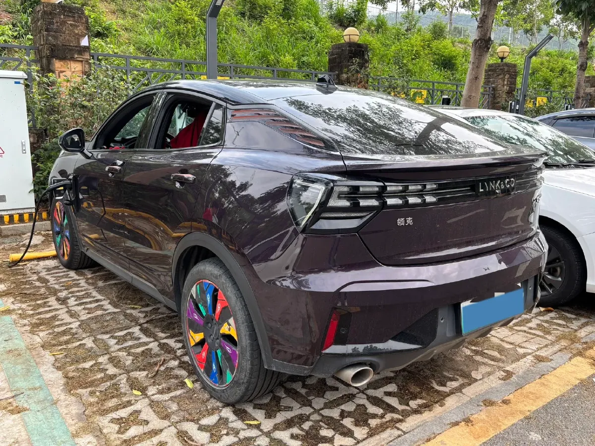 2021 Peugeot 508L 1.6T 200HP L4 8AT PHEV 12KWH,autocango,china used car exporter,china ev exporter,chinese used car exporter,chinese used ev exporter