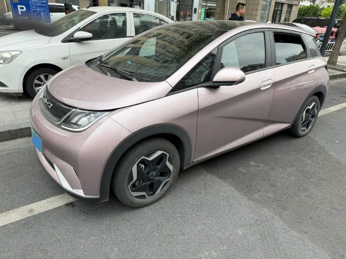 2021 Ford Escort 1.5L 122HP L3 6AT,autocango,china used car exporter,china ev exporter,chinese used car exporter,chinese used ev exporter