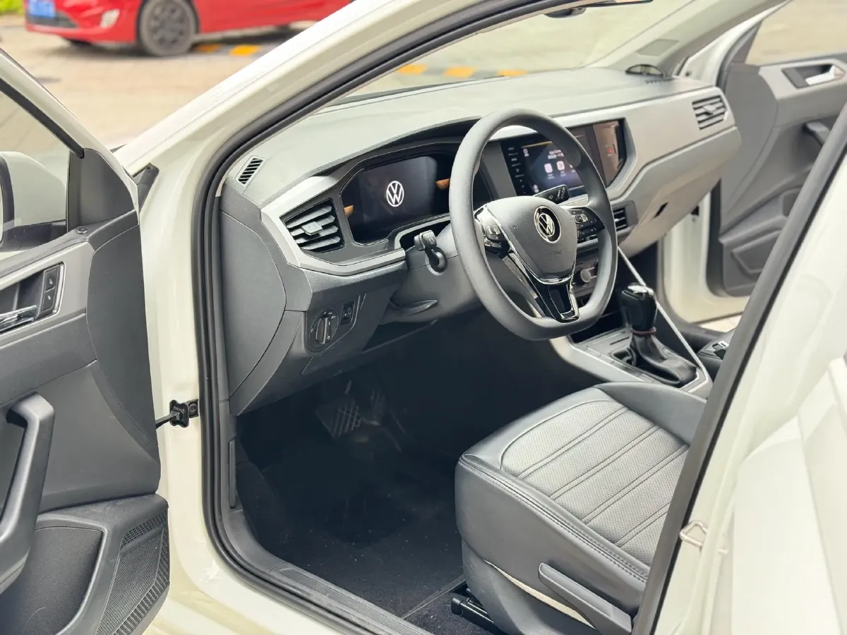 2023 Volkswagen Polo 1.5L 110HP L4 6AT,autocango,china used car exporter,china ev exporter,chinese used car exporter,chinese used ev exporter