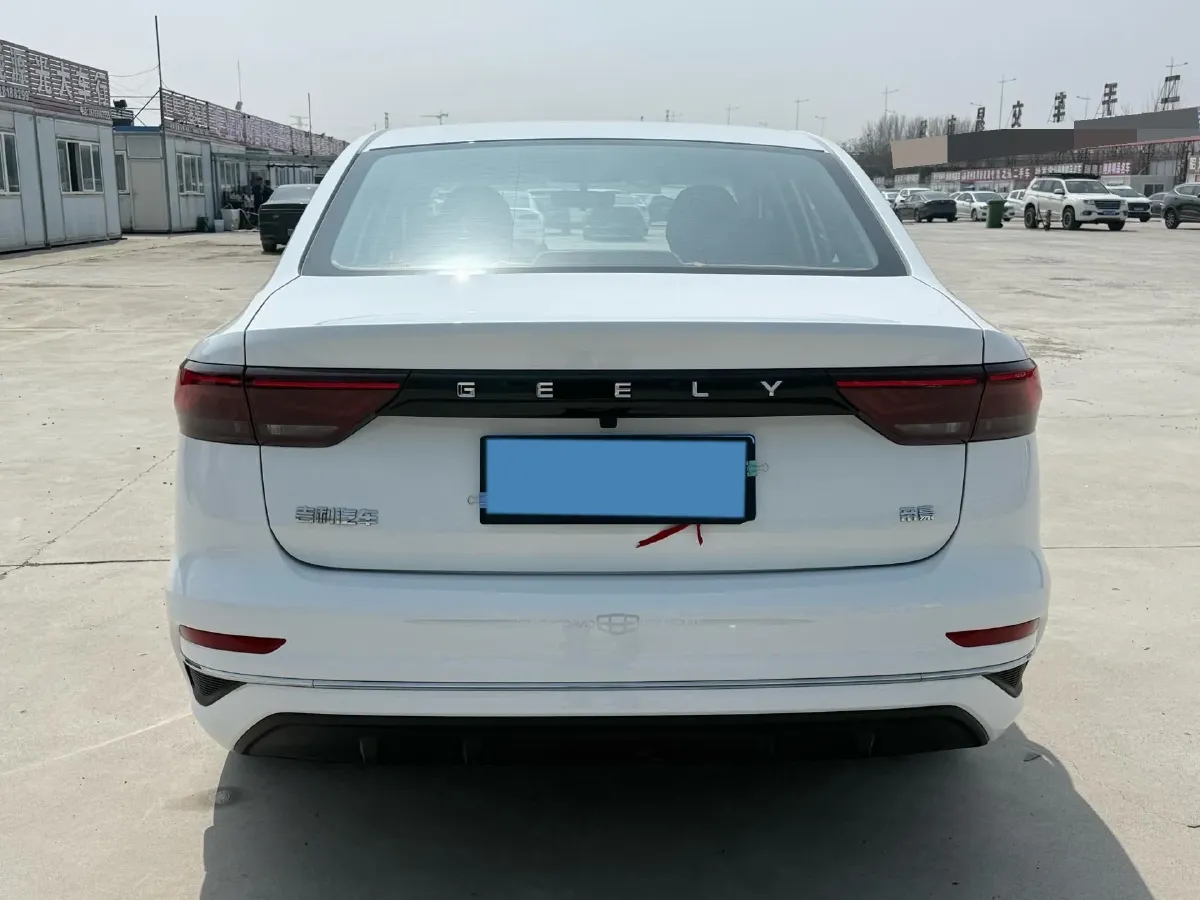 2025 Geely Emgrand 1.5L 127HP L4 5MT,autocango,china used car exporter,china ev exporter,chinese used car exporter,chinese used ev exporter