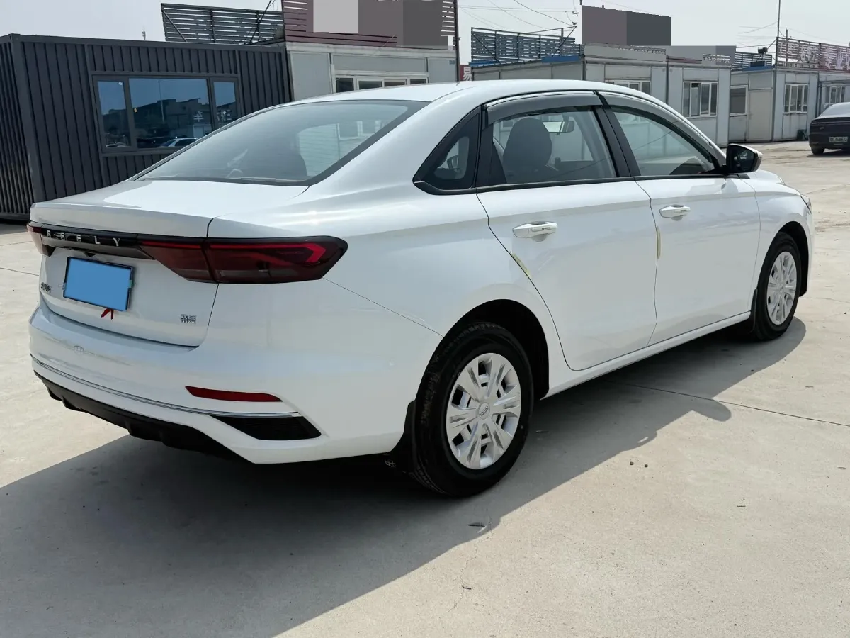2025 Geely Emgrand 1.5L 127HP L4 5MT,autocango,china used car exporter,china ev exporter,chinese used car exporter,chinese used ev exporter