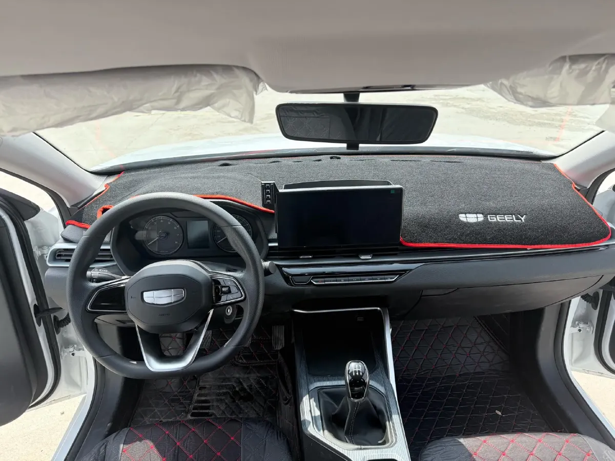 2025 Geely Emgrand 1.5L 127HP L4 5MT,autocango,china used car exporter,china ev exporter,chinese used car exporter,chinese used ev exporter