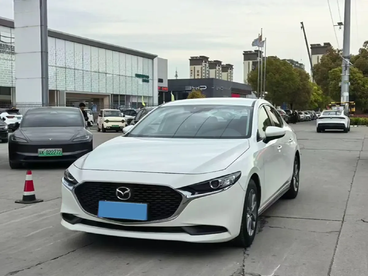 2020 Mazda 3 Axela 1.5L 117HP L4 6AT,autocango,china used car exporter,china ev exporter,chinese used car exporter,chinese used ev exporter