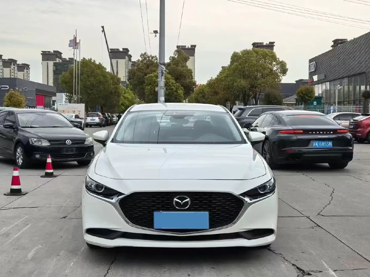 2020 Mazda 3 Axela 1.5L 117HP L4 6AT,autocango,china used car exporter,china ev exporter,chinese used car exporter,chinese used ev exporter