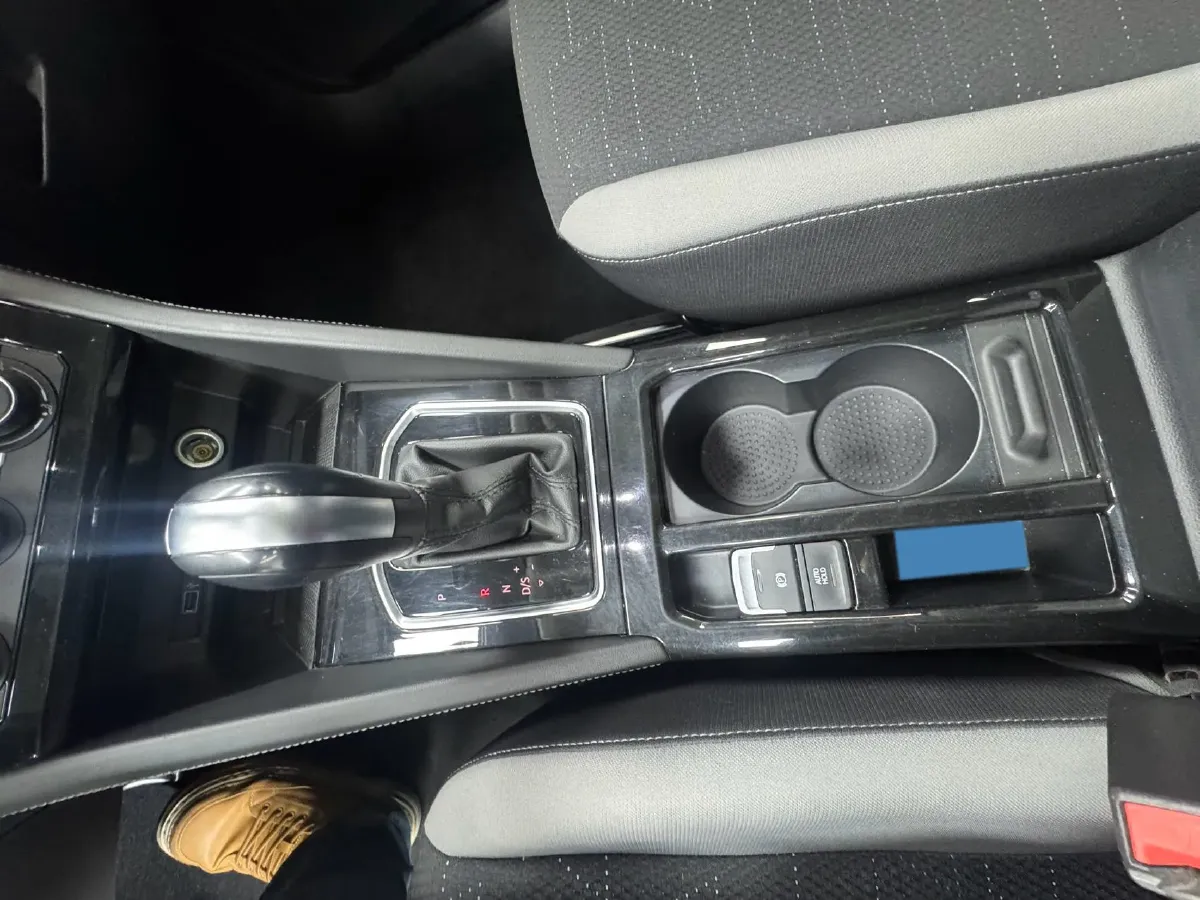 2023 Jetta VS7 1.4T 150HP L4 6AT,autocango,china used car exporter,china ev exporter,chinese used car exporter,chinese used ev exporter