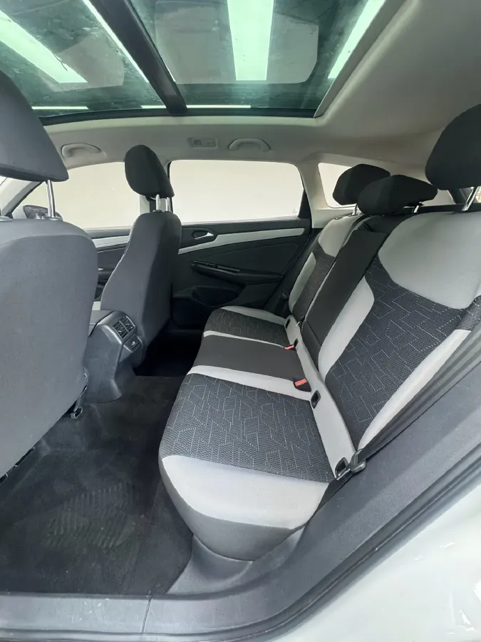 2023 Jetta VS7 1.4T 150HP L4 6AT,autocango,china used car exporter,china ev exporter,chinese used car exporter,chinese used ev exporter