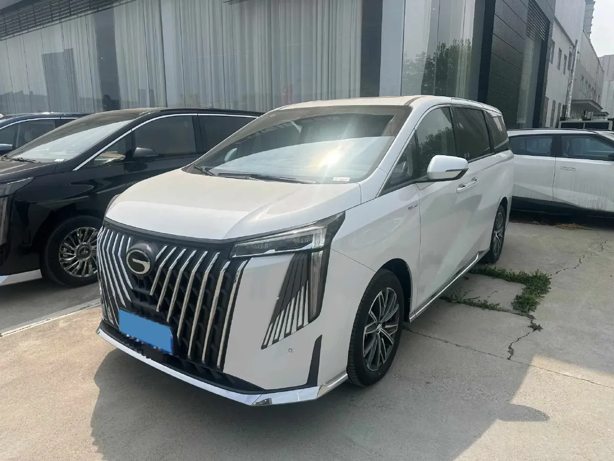 2024 GAC Trumpchi M8 2.0T 252HP L4 8AT,autocango,china used car exporter,china ev exporter,chinese used car exporter,chinese used ev exporter