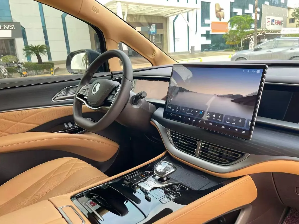 2025 Denza D9 1.5T 156HP L4 E-CVT PHEV 40KWH,autocango,china used car exporter,china ev exporter,chinese used car exporter,chinese used ev exporter