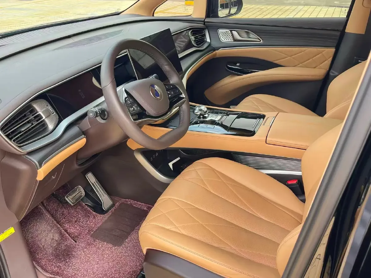 2025 Denza D9 1.5T 156HP L4 E-CVT PHEV 40KWH,autocango,china used car exporter,china ev exporter,chinese used car exporter,chinese used ev exporter