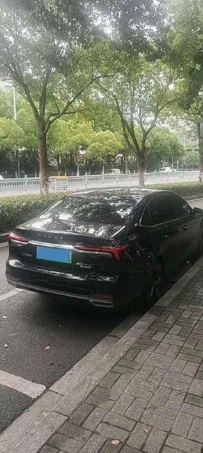 2020 Roewe i6 MAX 1.5T 169HP L4 AMT PHEV,autocango,china used car exporter,china ev exporter,chinese used car exporter,chinese used ev exporter