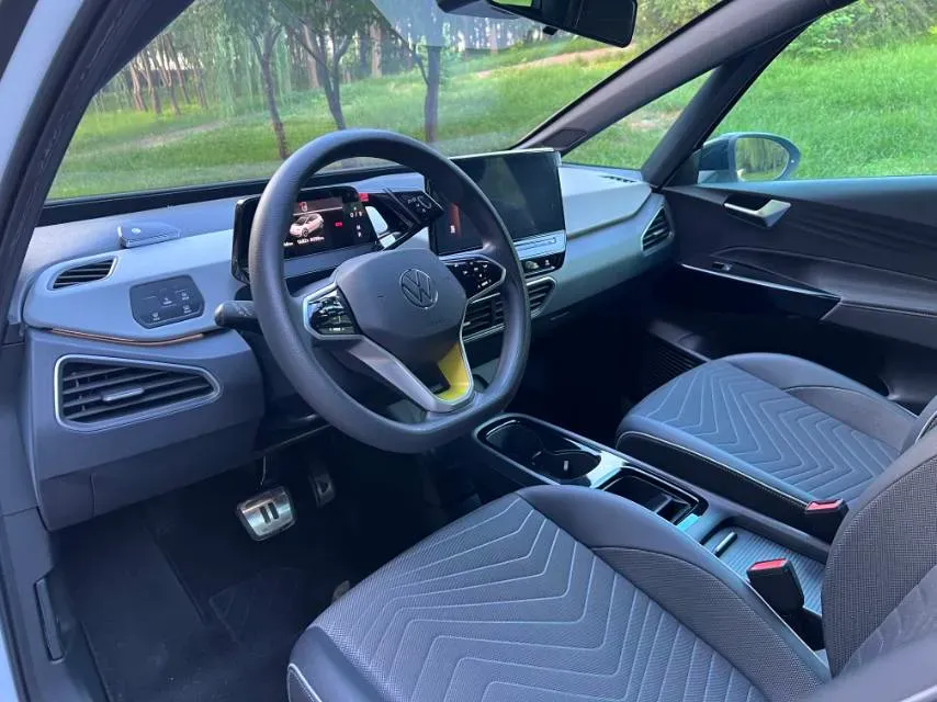 2024 Volkswagen ID.3 BEV 52.8KWH,autocango,china used car exporter,china ev exporter,chinese used car exporter,chinese used ev exporter