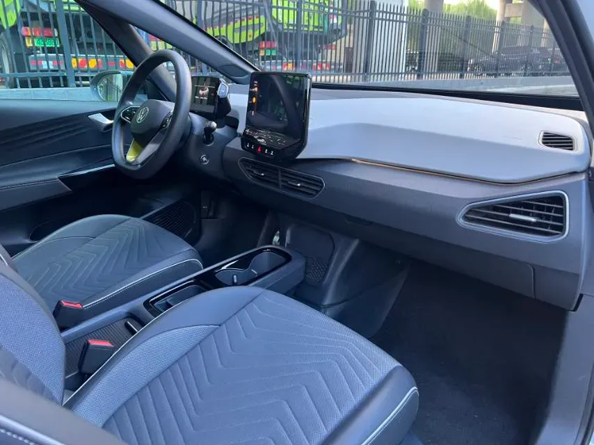 2024 Volkswagen ID.3 BEV 52.8KWH,autocango,china used car exporter,china ev exporter,chinese used car exporter,chinese used ev exporter