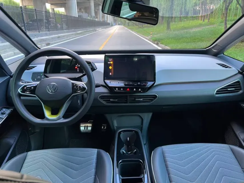 2024 Volkswagen ID.3 BEV 52.8KWH,autocango,china used car exporter,china ev exporter,chinese used car exporter,chinese used ev exporter