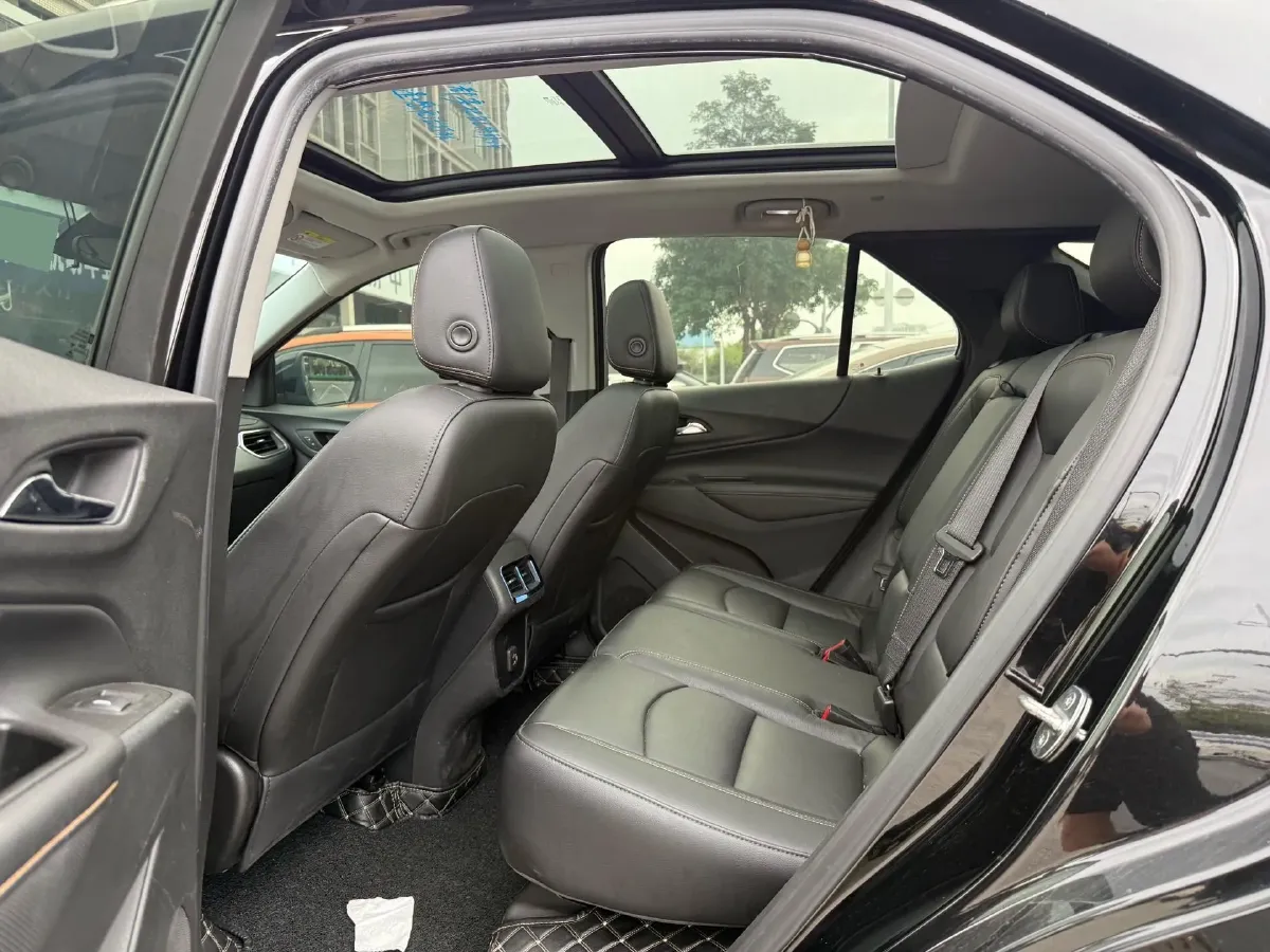 2019 Chevrolet Equinox 1.5T 180HP L4 6AT,autocango,china used car exporter,china ev exporter,chinese used car exporter,chinese used ev exporter