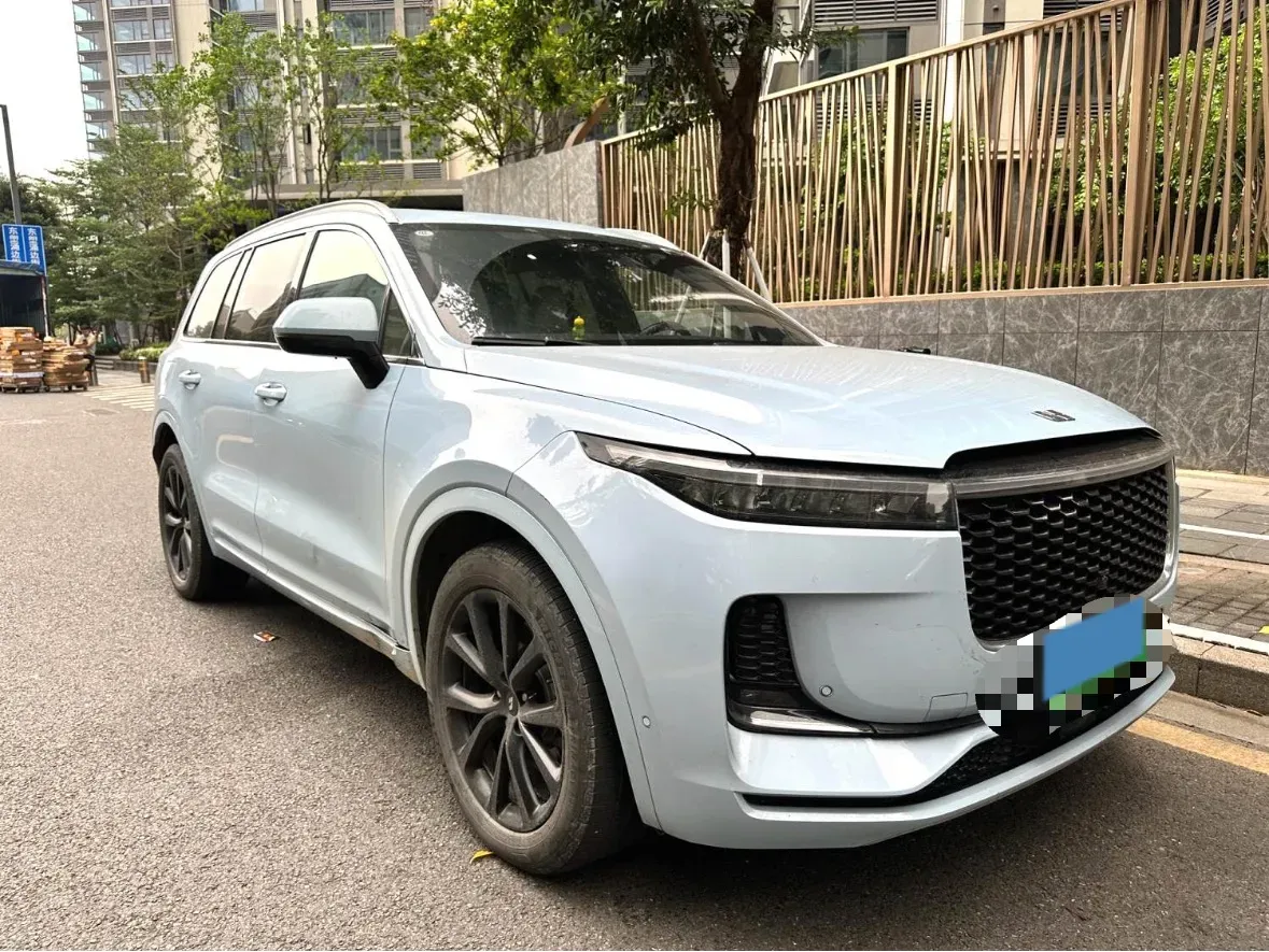 2021 Li ONE Range Extended 131HP REEV 40.5KWH,autocango,china used car exporter,china ev exporter,chinese used car exporter,chinese used ev exporter