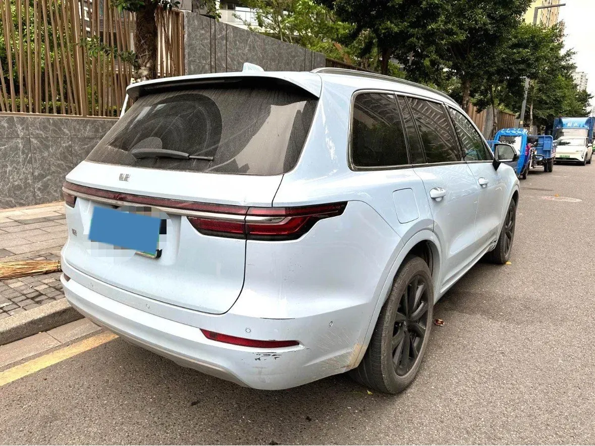 2021 Li ONE Range Extended 131HP REEV 40.5KWH,autocango,china used car exporter,china ev exporter,chinese used car exporter,chinese used ev exporter