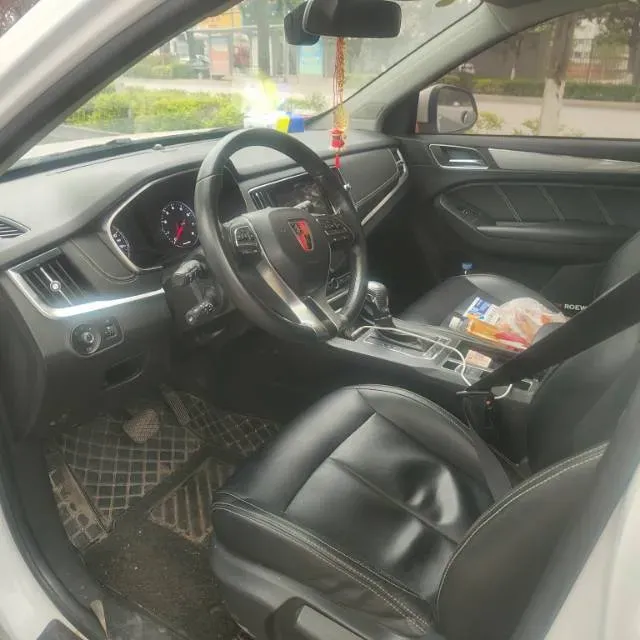 2020 Roewe i6 1.5T 169HP L4 7DCT,autocango,china used car exporter,china ev exporter,chinese used car exporter,chinese used ev exporter