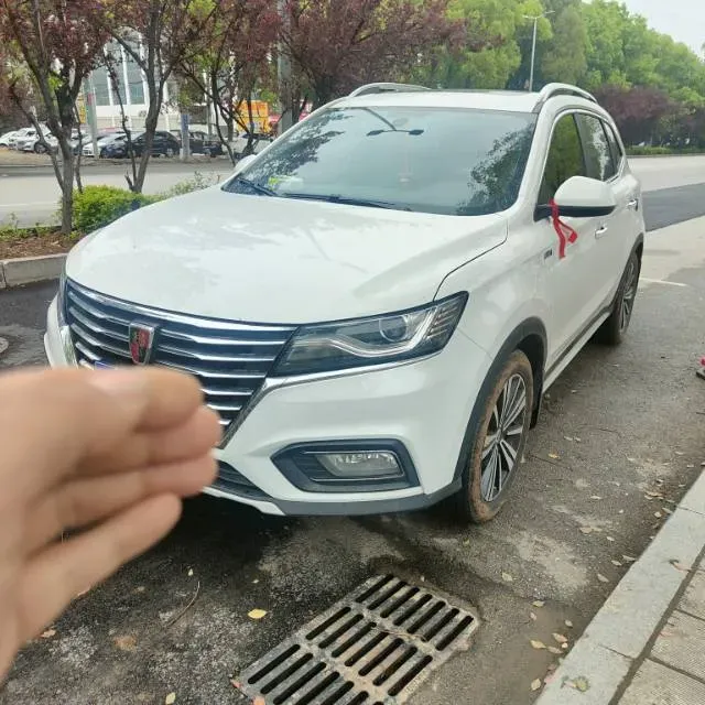 2020 Roewe i6 1.5T 169HP L4 7DCT,autocango,china used car exporter,china ev exporter,chinese used car exporter,chinese used ev exporter
