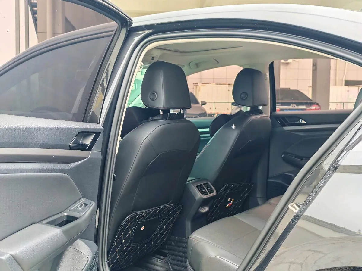 2020 Volkswagen Bora 1.5L 113HP L4 6AT,autocango,china used car exporter,china ev exporter,chinese used car exporter,chinese used ev exporter