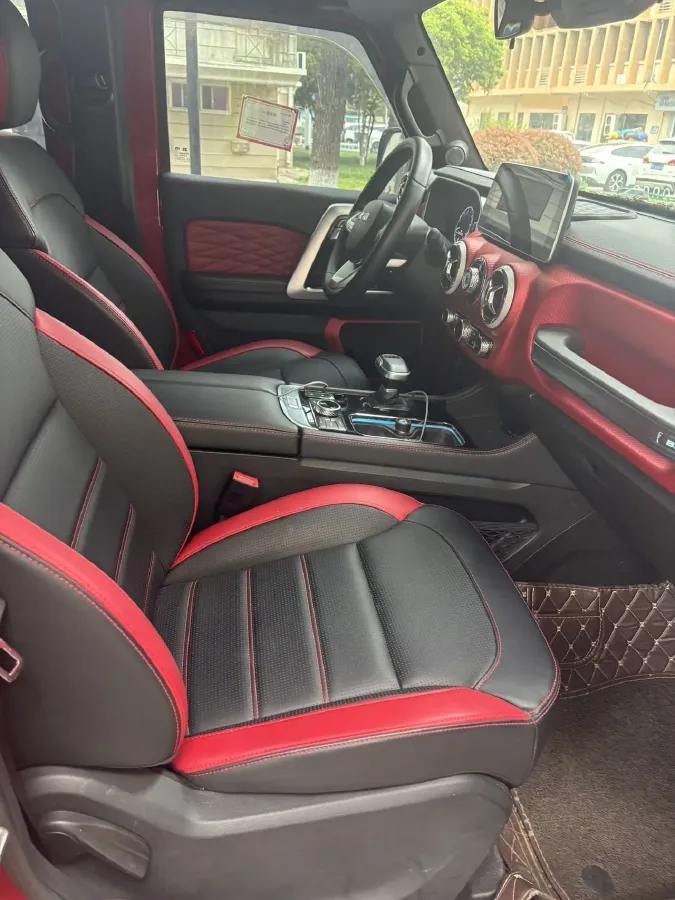 2020 Beijing BJ40 2.0T 224HP L4 8AT,autocango,china used car exporter,china ev exporter,chinese used car exporter,chinese used ev exporter