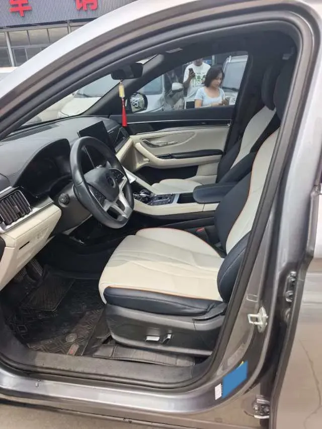 2022 Roewe RX5 MAX 1.5T 181HP L4 6AT,autocango,china used car exporter,china ev exporter,chinese used car exporter,chinese used ev exporter