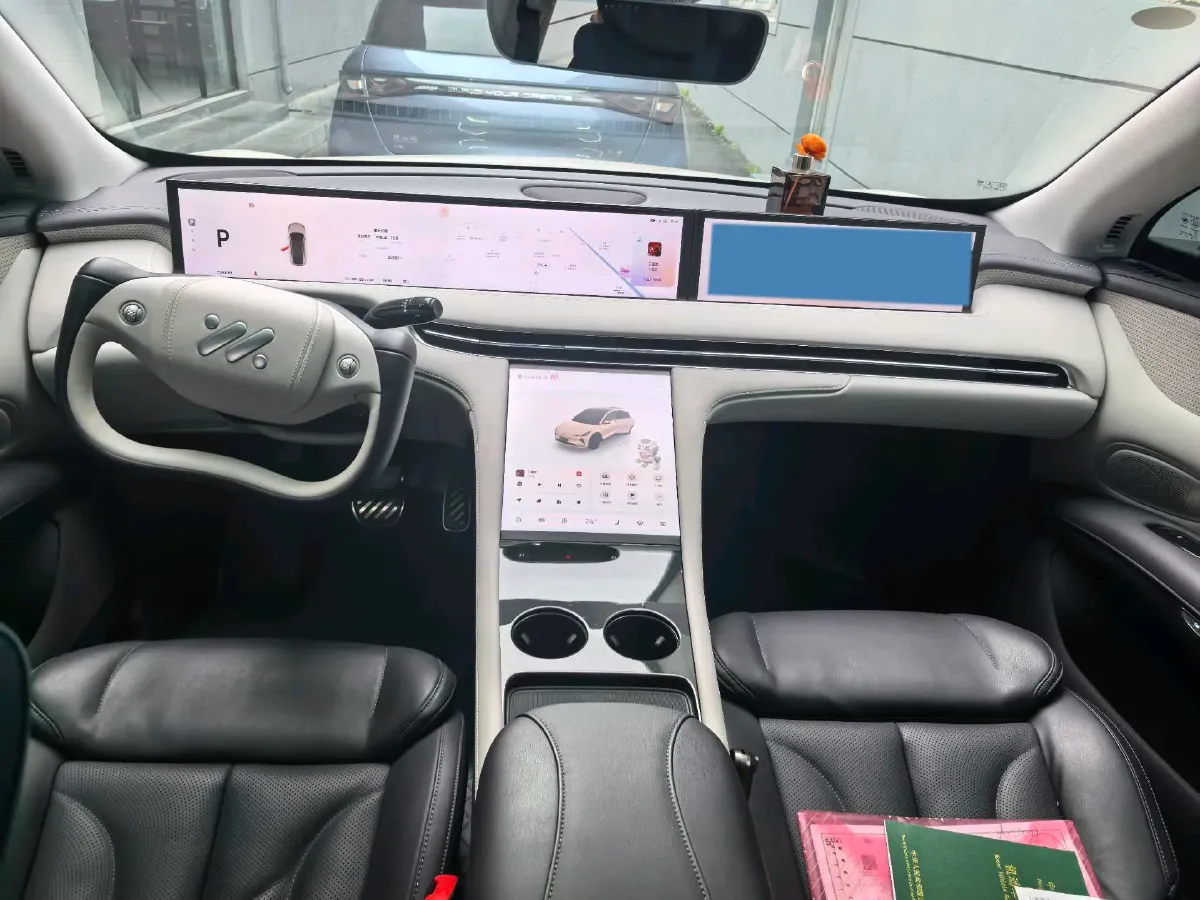 2023 IM LS7 BEV 90KWH,autocango,china used car exporter,china ev exporter,chinese used car exporter,chinese used ev exporter