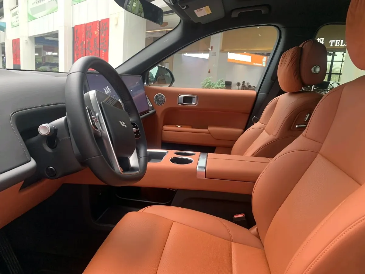 2025 Li L8 Range Extended 154HP REEV,autocango,china used car exporter,china ev exporter,chinese used car exporter,chinese used ev exporter