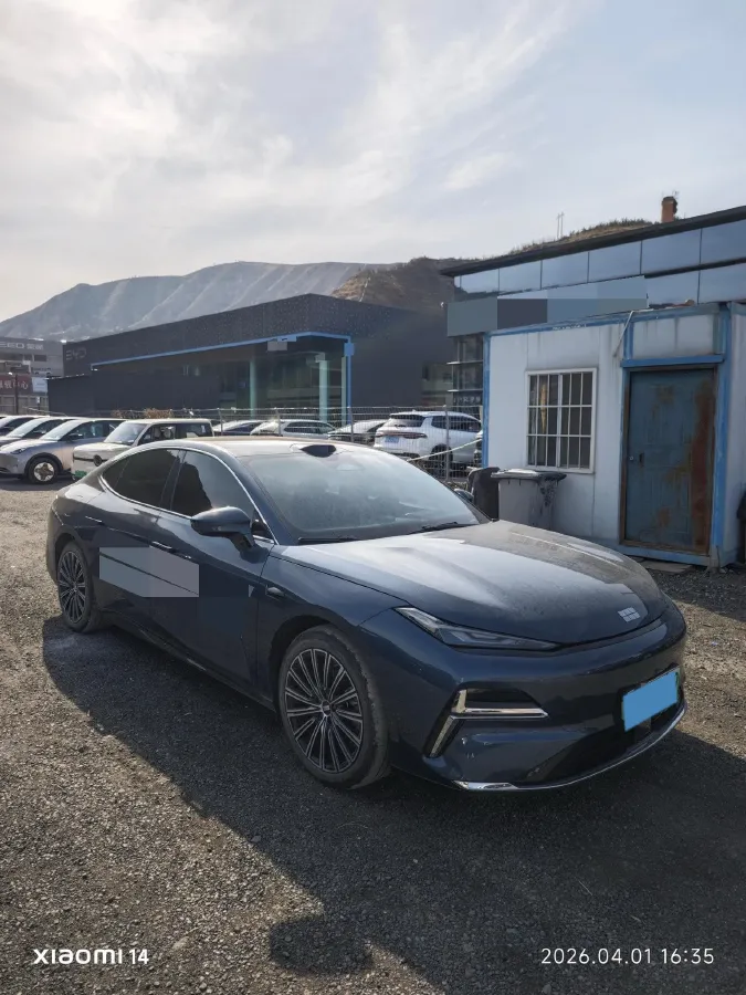 2025 Geely Galaxy Starshine 8 1.5T 163HP L4 3DHT PHEV 27.69KWH,autocango,china used car exporter,china ev exporter,chinese used car exporter,chinese used ev exporter