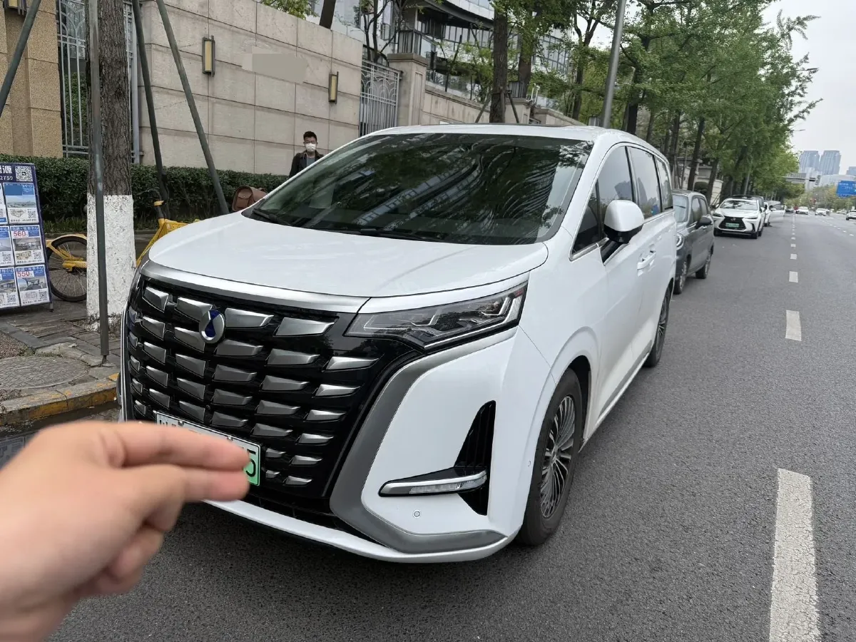 2024 Denza D9 1.5T 139HP L4 E-CVT PHEV 40KWH,autocango,china used car exporter,china ev exporter,chinese used car exporter,chinese used ev exporter