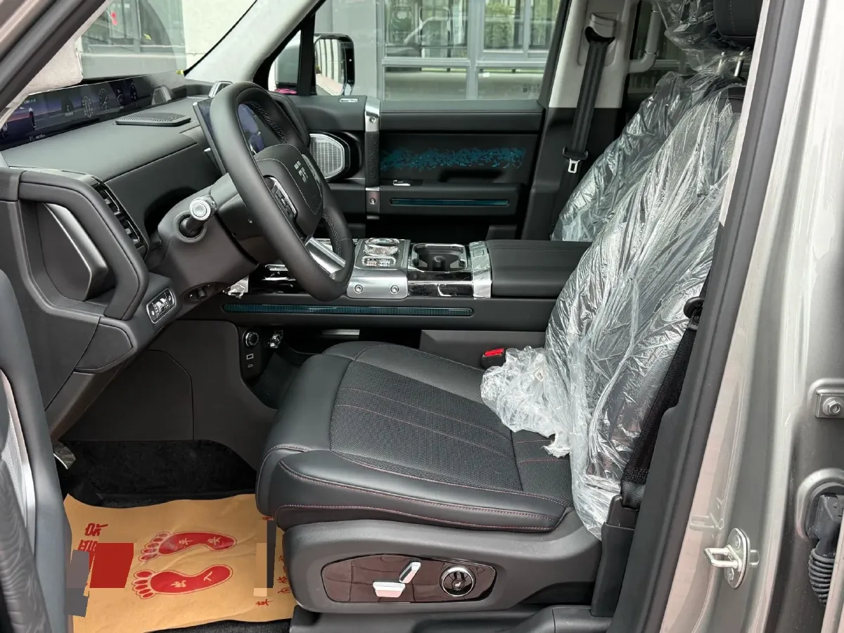 2025 Jetour Zongheng G700 2.0T 211HP L4 2DHT PHEV,autocango,china used car exporter,china ev exporter,chinese used car exporter,chinese used ev exporter