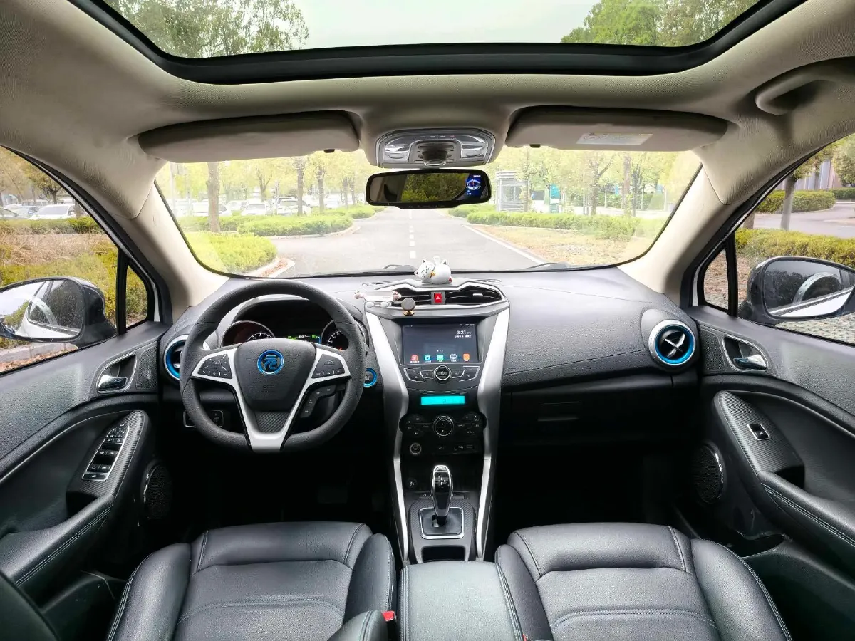 2018 BYD Yuan BEV 42KWH,autocango,china used car exporter,china ev exporter,chinese used car exporter,chinese used ev exporter