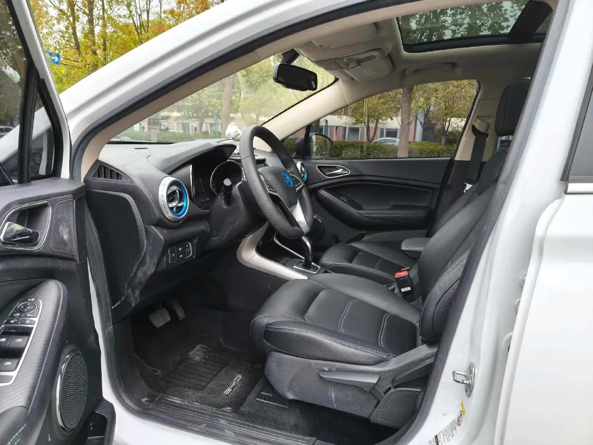 2018 BYD Yuan BEV 42KWH,autocango,china used car exporter,china ev exporter,chinese used car exporter,chinese used ev exporter