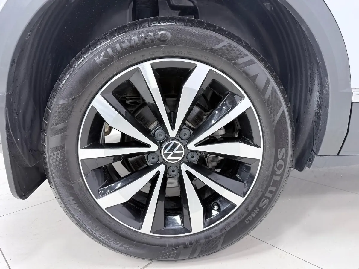 2023 Volkswagen T-Roc 1.4T 150HP L4 7DCT,autocango,china used car exporter,china ev exporter,chinese used car exporter,chinese used ev exporter