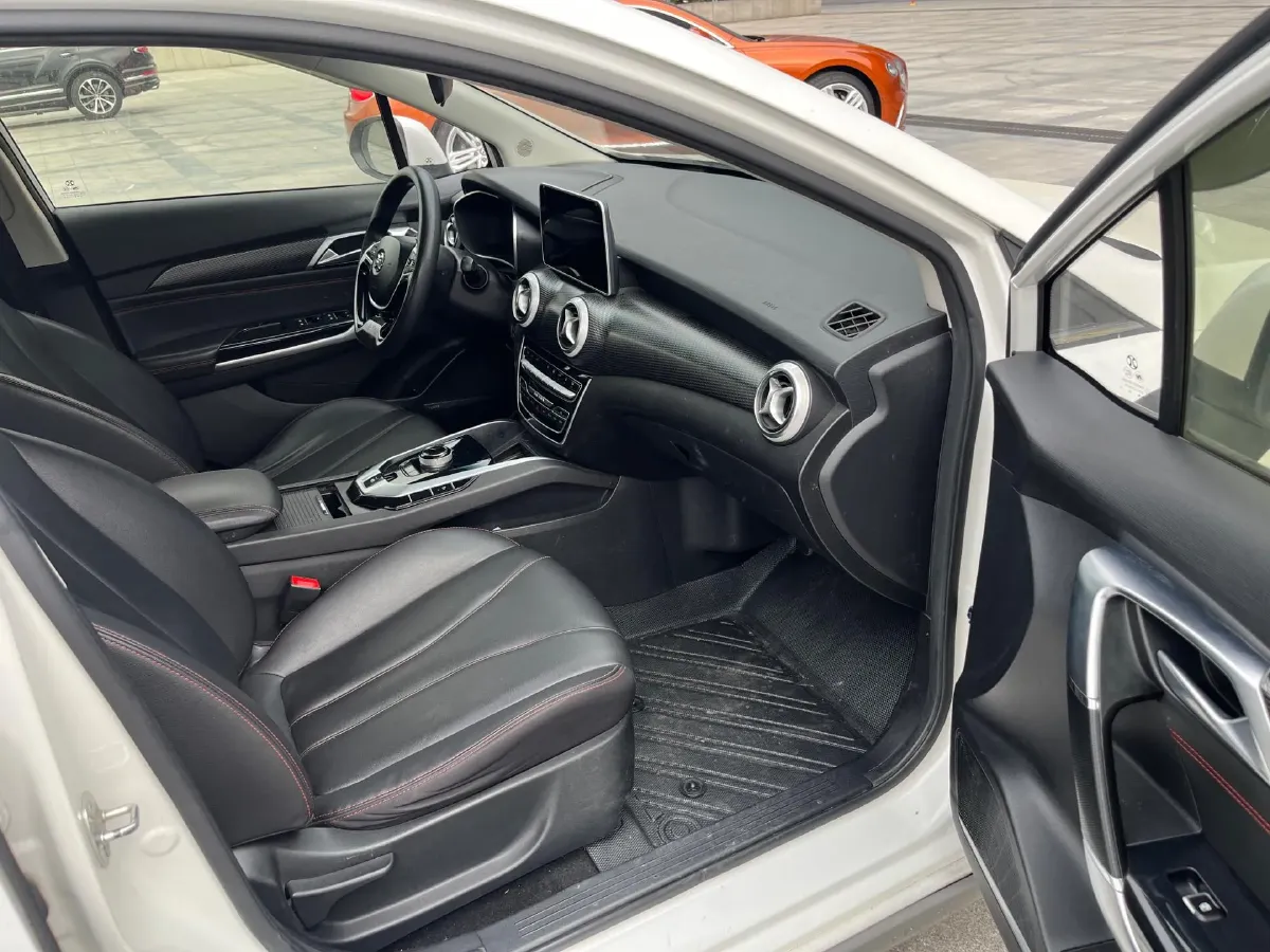 2018 BeiJing Auto EU5 BEV 53.66KWH,autocango,china used car exporter,china ev exporter,chinese used car exporter,chinese used ev exporter