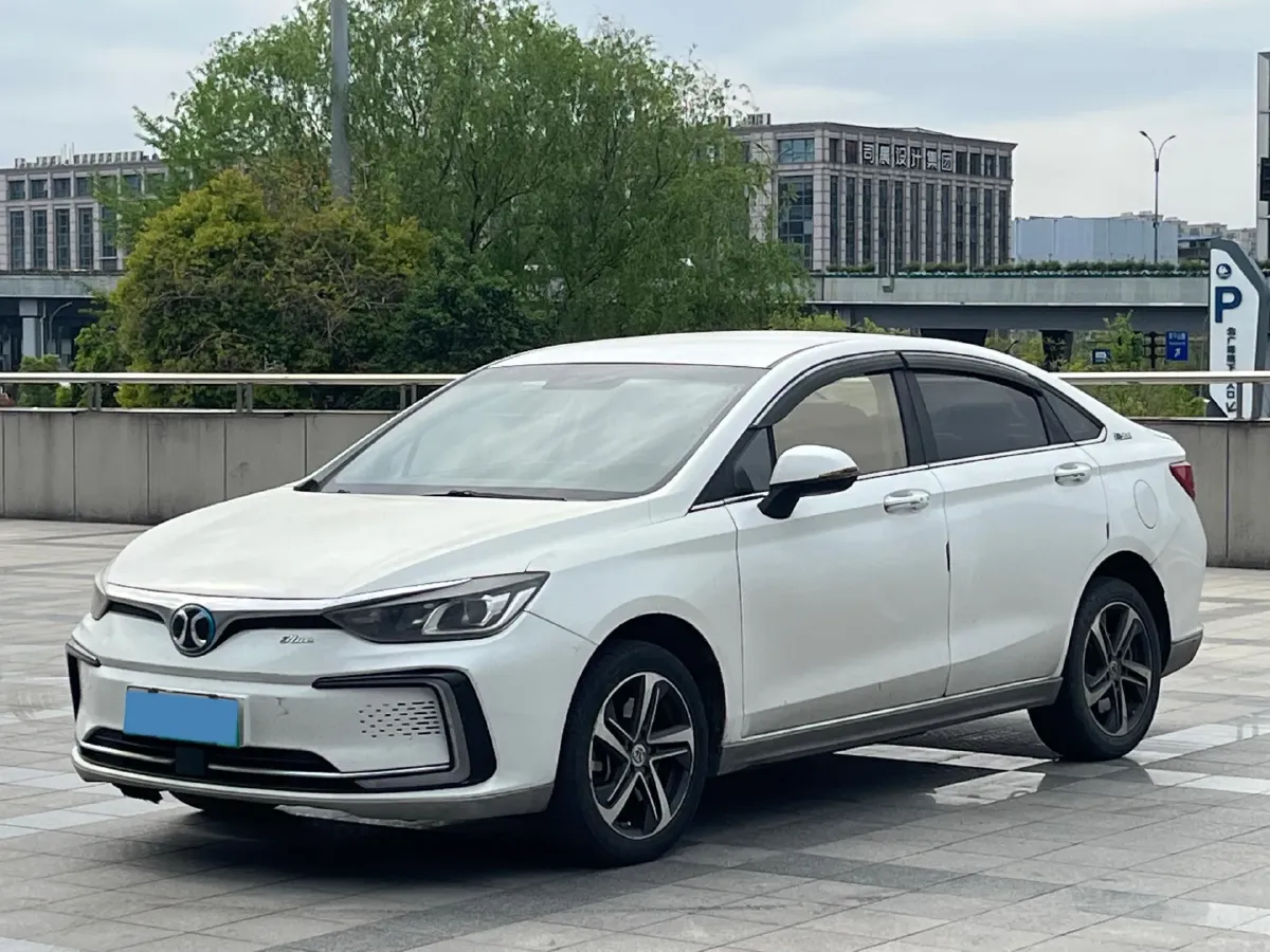2018 BeiJing Auto EU5 BEV 53.66KWH,autocango,china used car exporter,china ev exporter,chinese used car exporter,chinese used ev exporter