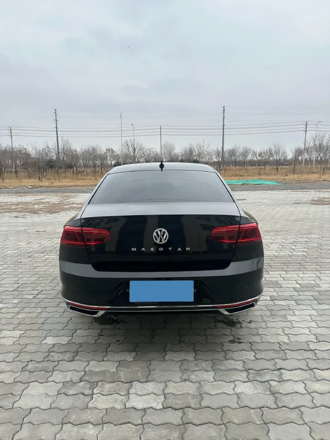 2020 Volkswagen Magotan 2.0T 186HP L4 7DCT,autocango,china used car exporter,china ev exporter,chinese used car exporter,chinese used ev exporter