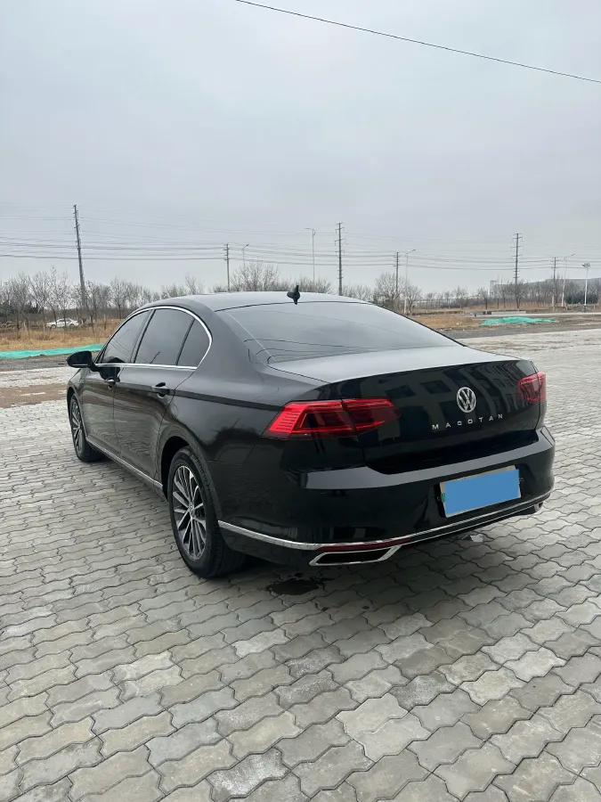 2020 Volkswagen Magotan 2.0T 186HP L4 7DCT,autocango,china used car exporter,china ev exporter,chinese used car exporter,chinese used ev exporter
