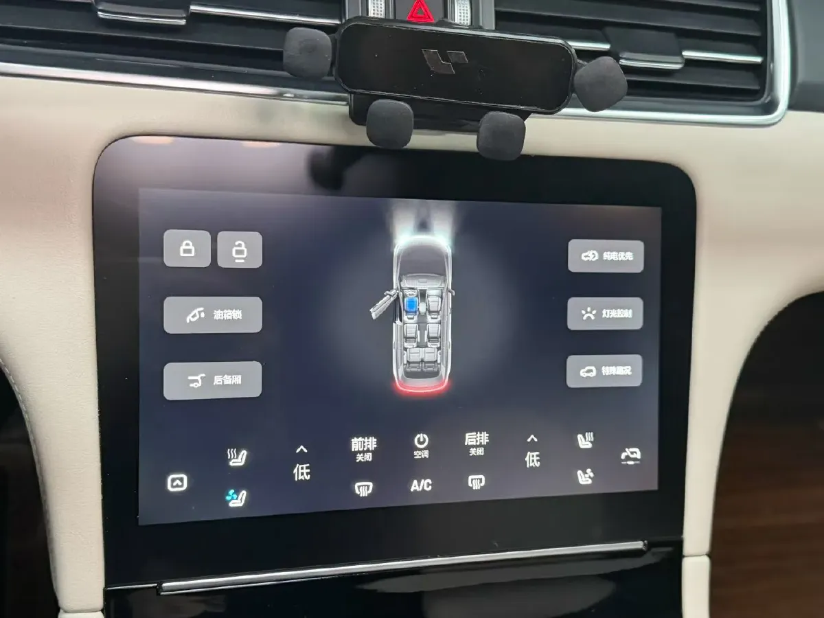 2021 Li ONE Range Extended 131HP REEV 40.5KWH,autocango,china used car exporter,china ev exporter,chinese used car exporter,chinese used ev exporter