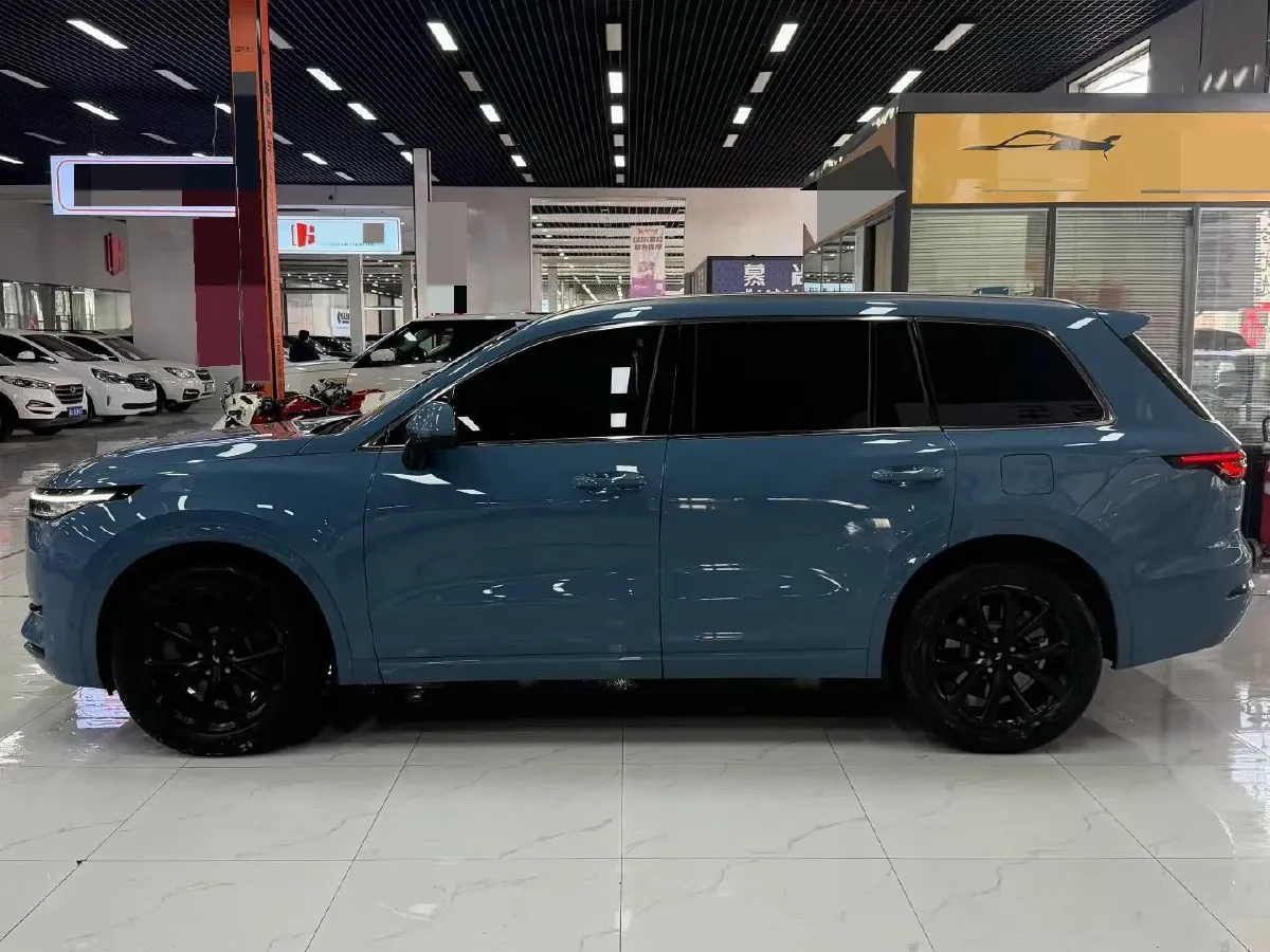 2021 Li ONE Range Extended 131HP REEV 40.5KWH,autocango,china used car exporter,china ev exporter,chinese used car exporter,chinese used ev exporter