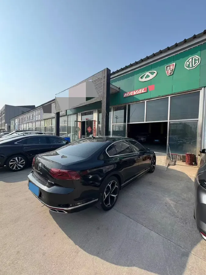 2023 Volkswagen Magotan 2.0T 186HP L4 7DCT,autocango,china used car exporter,china ev exporter,chinese used car exporter,chinese used ev exporter